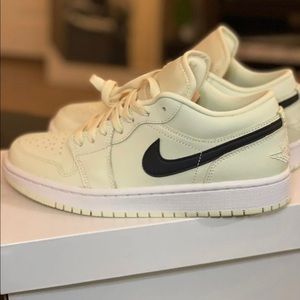 Womens Air Jordan 1 Coconut Milk